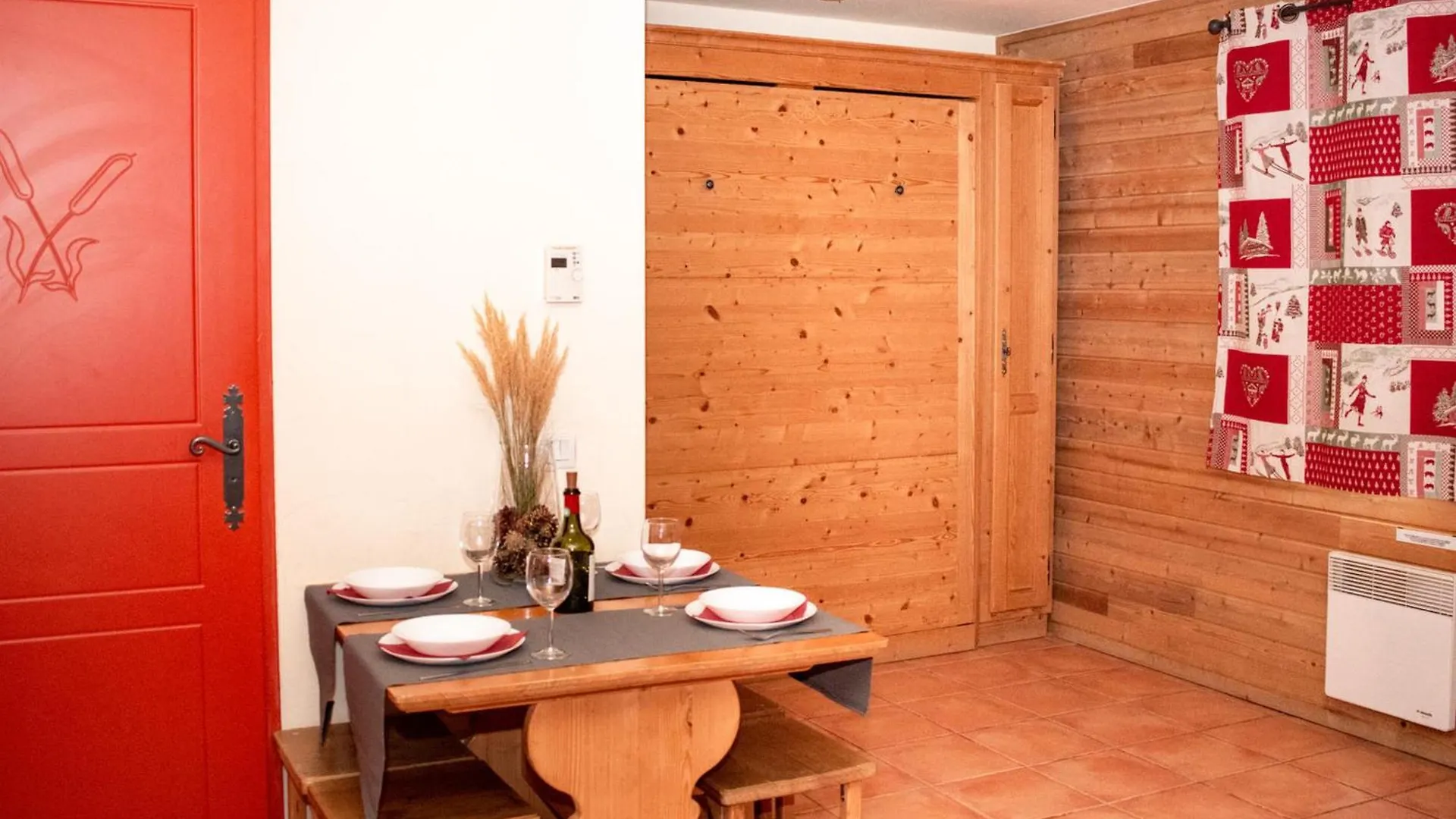 Studio Cabine 6 Personnes Avec Balcon, Parking Et Casier A Ski - Fr-1-504-124 Uvernet-Fours